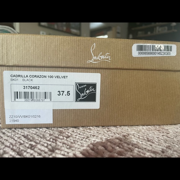 ✨Christian Louboutin heels ✨ - Picture 3 of 5